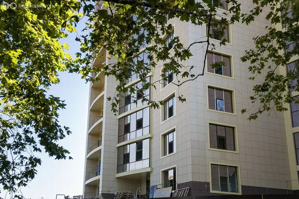 3-комнатная квартира: Алушта, улица Ленина, 37 (111.1 м) - Фото 1