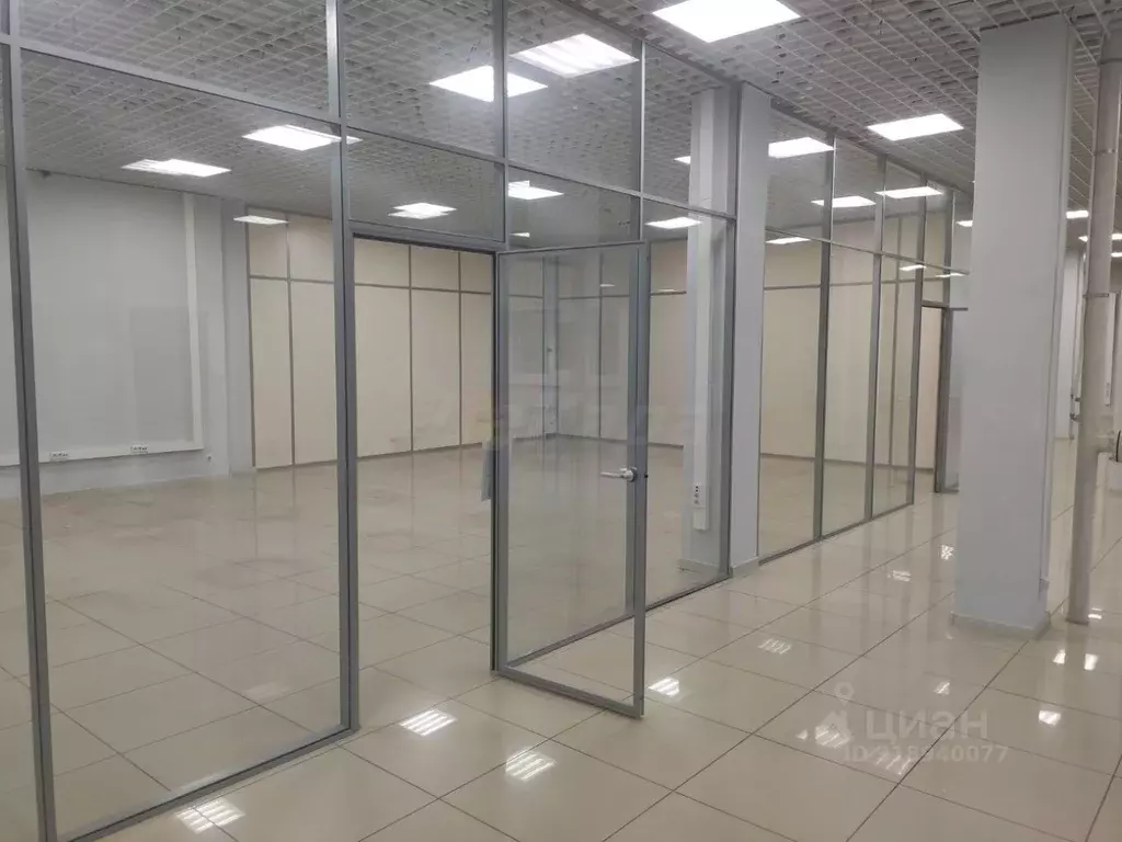 Помещение свободного назначения в Ульяновская область, Ульяновск ул. ... - Фото 1