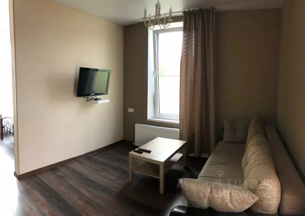 2-к кв. Краснодарский край, Славянск-на-Кубани Школьная ул., 438 (30.0 ... - Фото 1