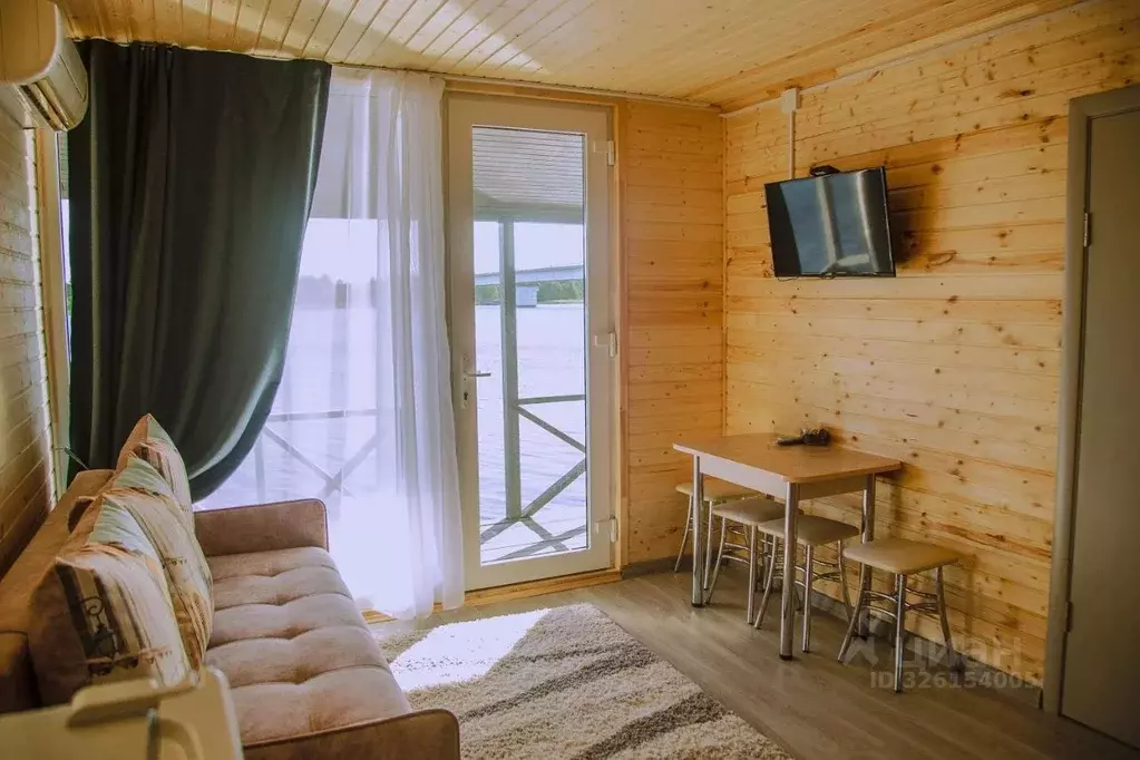 Дом в Тверская область, Калязинский муниципальный округ, Павлова ... - Фото 1