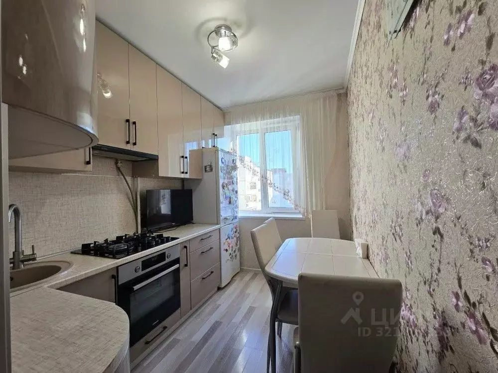 2-к кв. Башкортостан, Уфа ул. Юрия Гагарина, 46/2 (43.8 м) - Фото 1