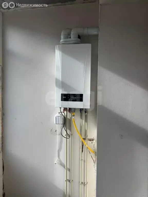 1-комнатная квартира: Владикавказ, улица Курсантов-Кировцев, 4А (55 м) - Фото 1