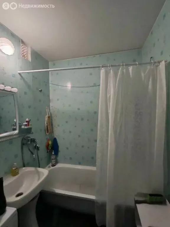 Квартира-студия: Курск, улица Бойцов 9-й Дивизии, 191 (40.4 м) - Фото 2