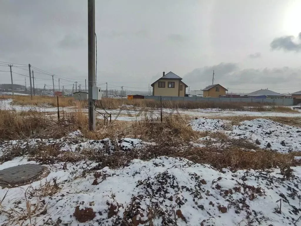 Участок в Татарстан, Тукаевский район, д. Азьмушкино, Подсолнухи мкр ... - Фото 0