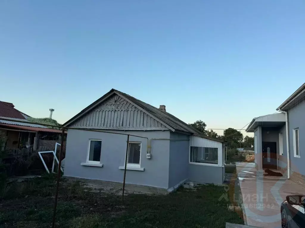 Дом в Крым, Симферопольский район, с. Укромное ул. Набережная (42 м) - Фото 1