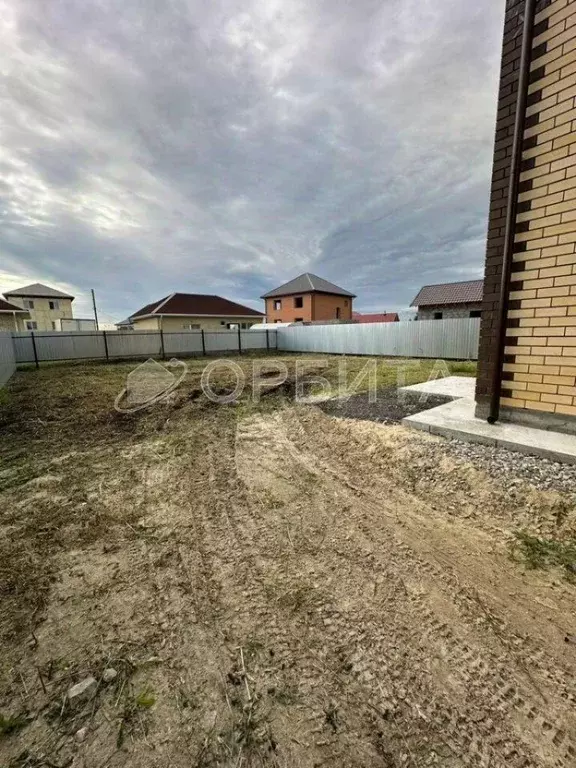 Дом в Тюменская область, Тюмень проезд Ялтинский (130 м) - Фото 1