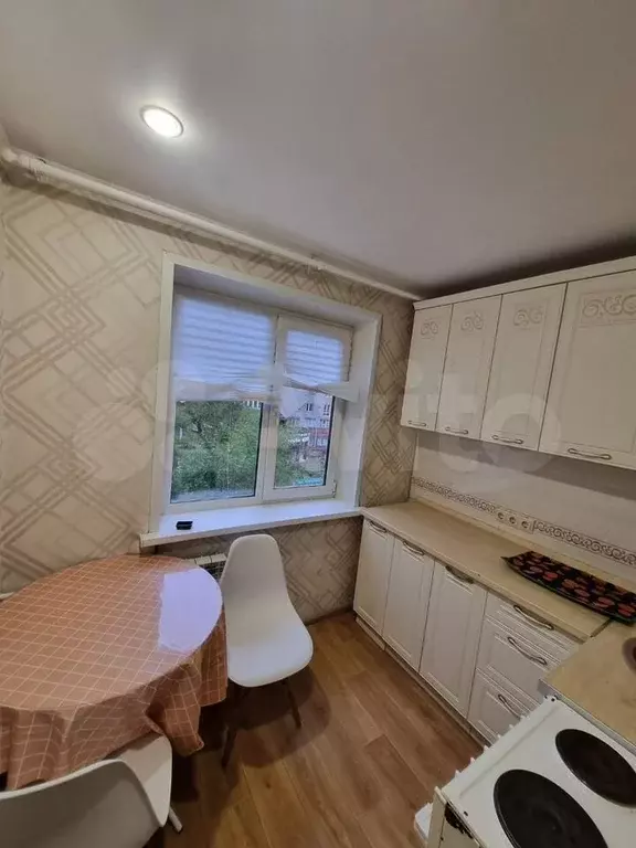 1-к. квартира, 31 м, 5/5 эт. - Фото 0