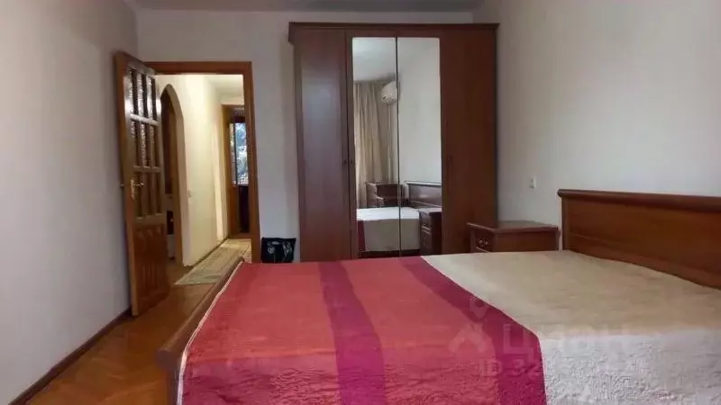 2-к кв. Краснодарский край, Сочи Центральный мкр, ул. Островского, 37 ... - Фото 1