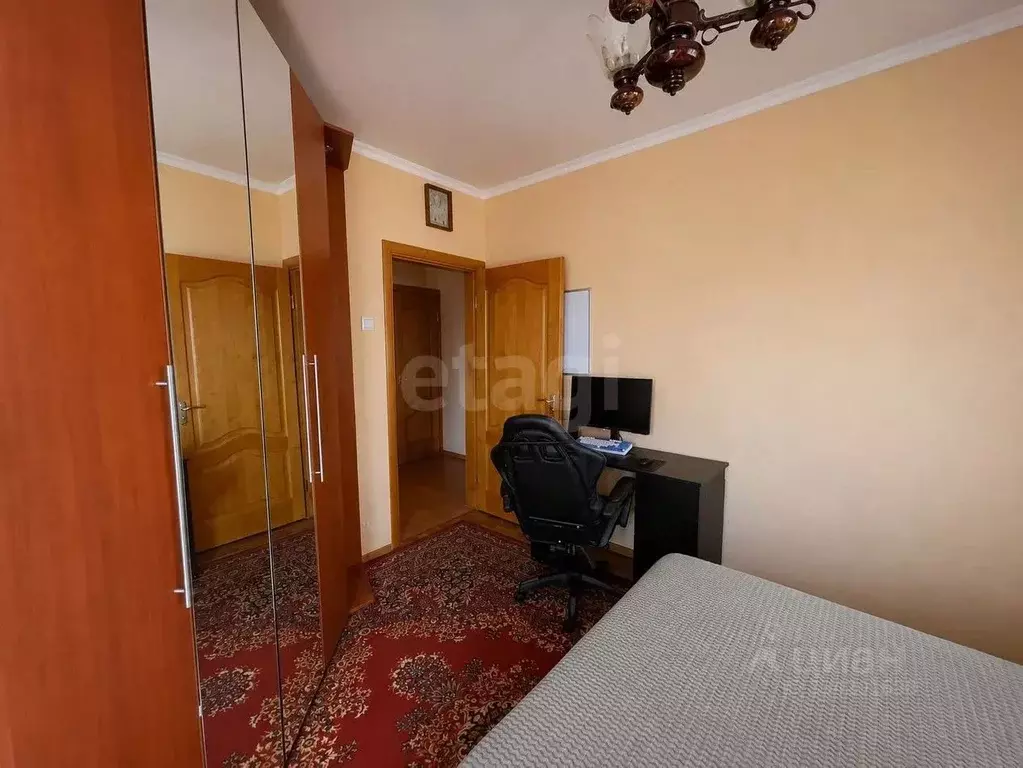 3-к кв. Крым, Симферополь ул. Куйбышева (65.7 м) - Фото 1