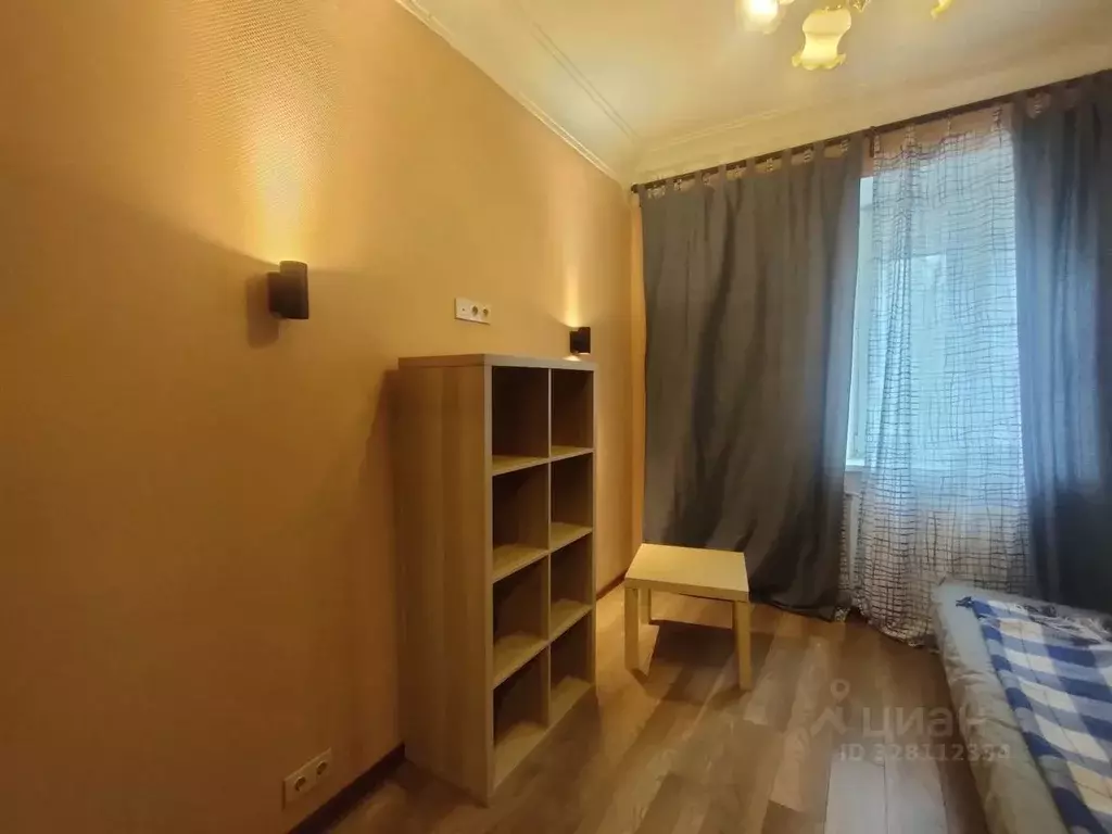 Комната Москва Малый Трехсвятительский пер., 8/2С7 - Фото 1