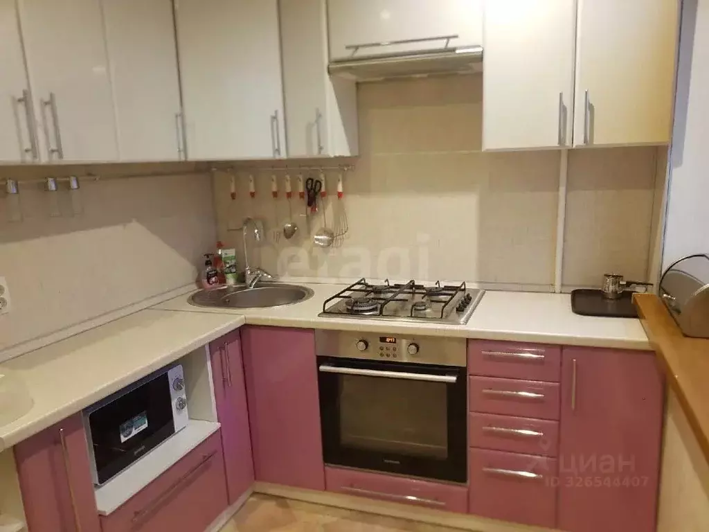 4-к кв. Коми, Сыктывкар Коммунистическая ул., 44 (64.1 м) - Фото 1