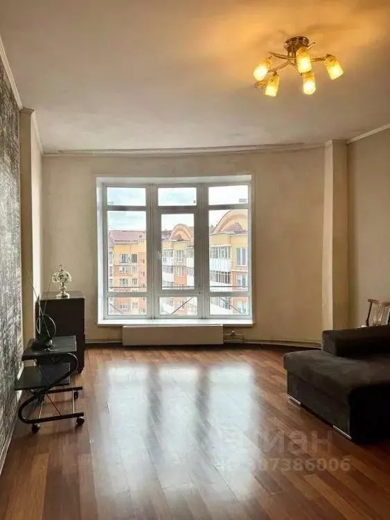 2-к кв. Хакасия, Абакан ул. Кирова, 112/3 (70.0 м) - Фото 1