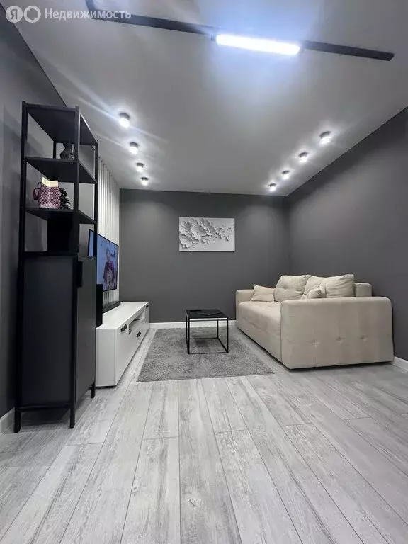 2-комнатная квартира: Тюмень, улица Парфёнова, 18 (45.5 м) - Фото 2