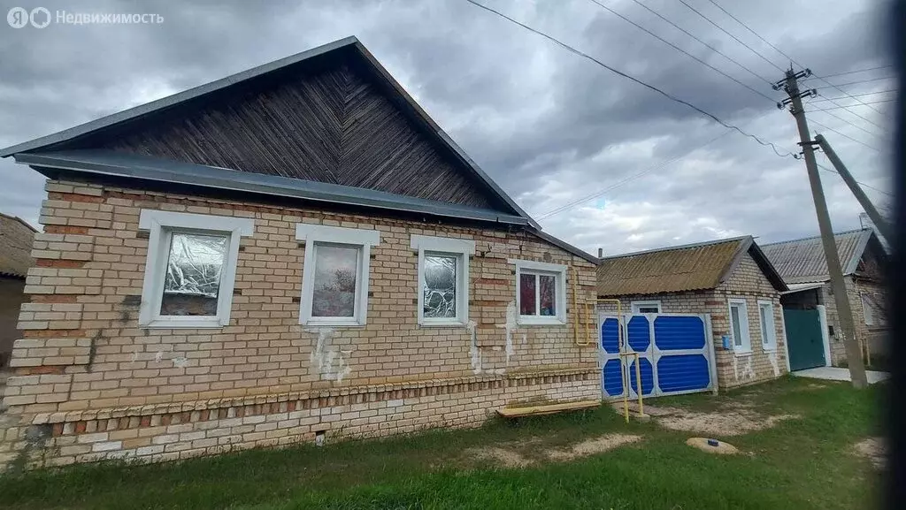 Дом в село Абганерово, улица 50 лет ВЛКСМ, 14 (60 м) - Фото 1