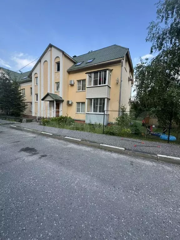 Аукцион: 2-к. квартира, 62,9 м, 1/3 эт. - Фото 0