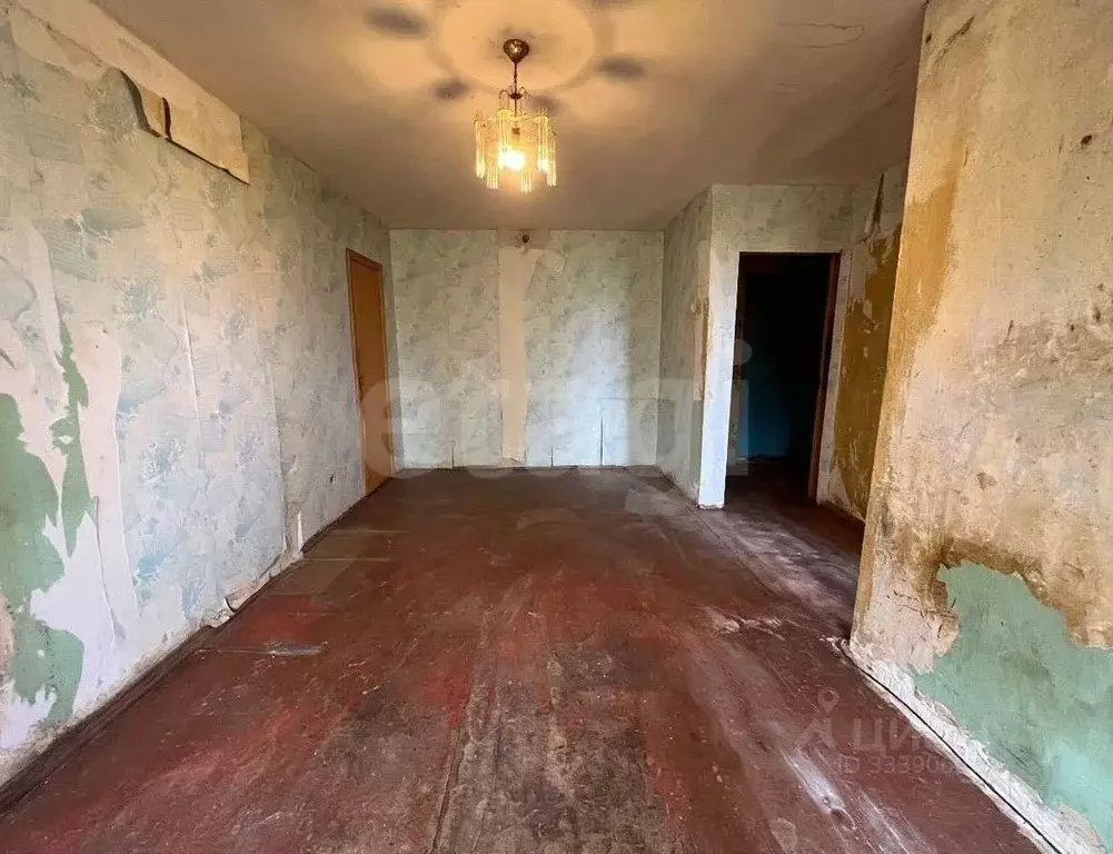 2-к кв. Ленинградская область, Волхов ул. Калинина, 38 (41.9 м) - Фото 1