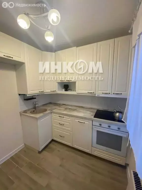 3-комнатная квартира: Москва, улица Рокотова, 7к2 (59 м) - Фото 1