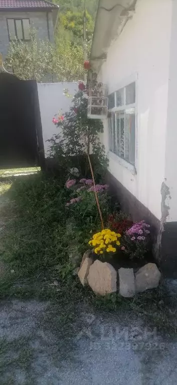 Дом в Карачаево-Черкесия, Карачаевский район, Нижняя Теберда аул ... - Фото 2