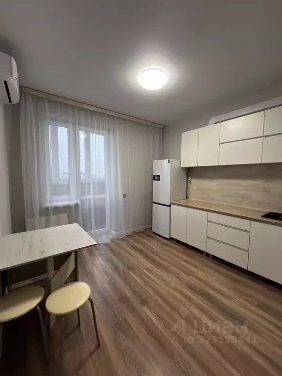 1-к кв. Адыгея, Тахтамукайский район, Яблоновский пгт Луговая ул., 7/6 ... - Фото 2