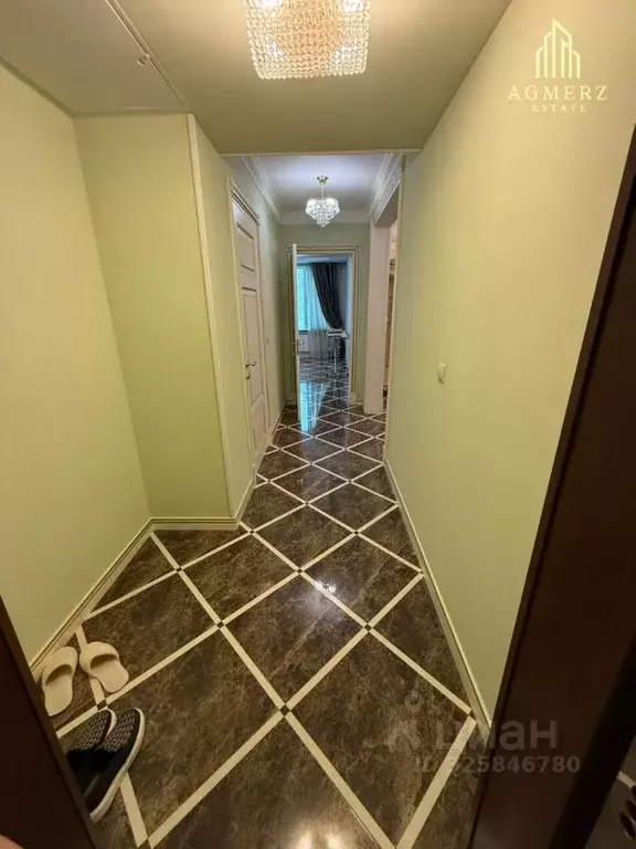 2-к кв. Чеченская республика, Грозный ул. Умара Димаева, 14 (72.0 м) - Фото 1