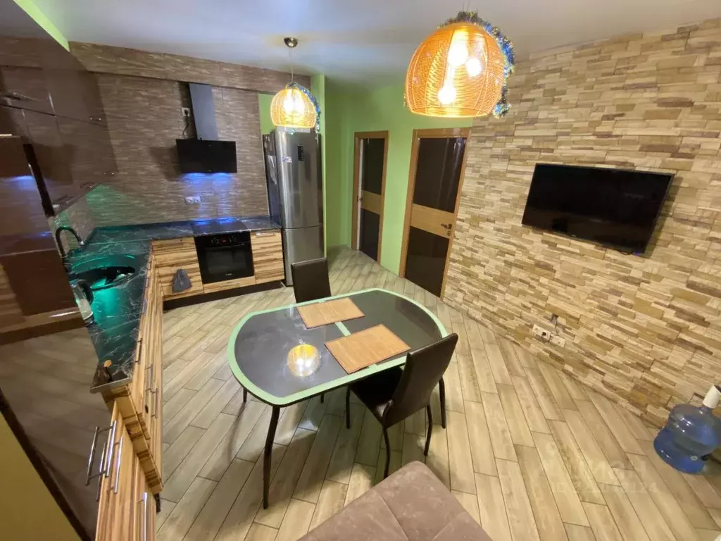 2-к кв. Свердловская область, Екатеринбург Уктус жилрайон, Светлый ... - Фото 2