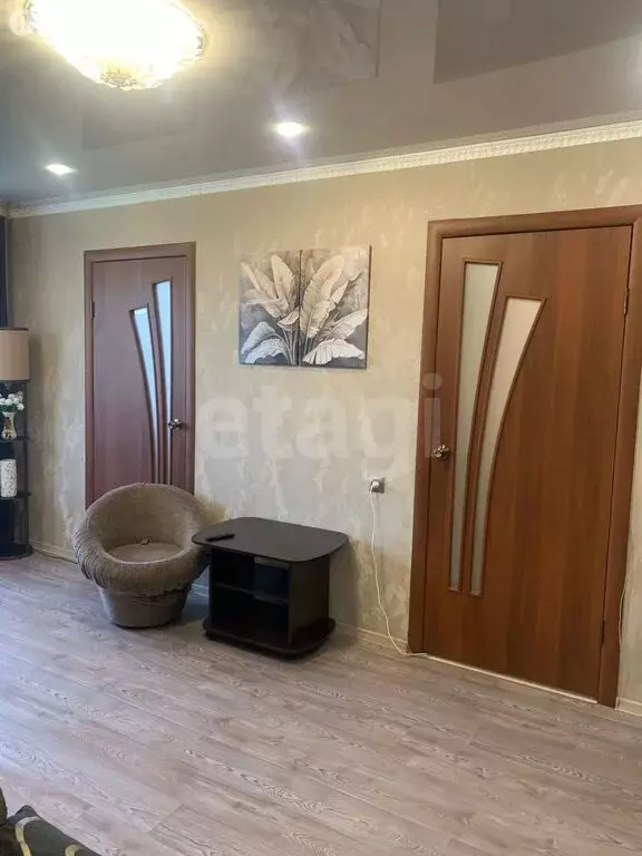 3-комнатная квартира: Прокопьевск, улица Гайдара, 15 (49 м) - Фото 0