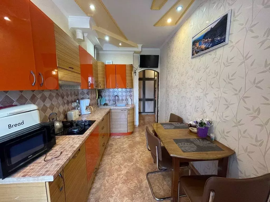1-к. квартира, 42 м, 5/5 эт. - Фото 1