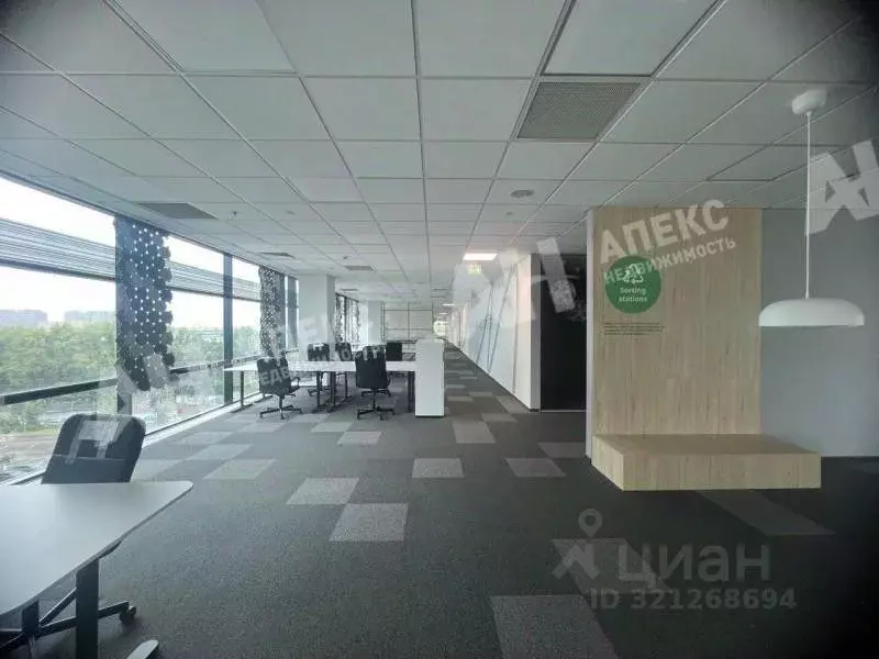 Офис в Московская область, Химки Ленинградская ул., вл39с6 (1355 м) - Фото 1