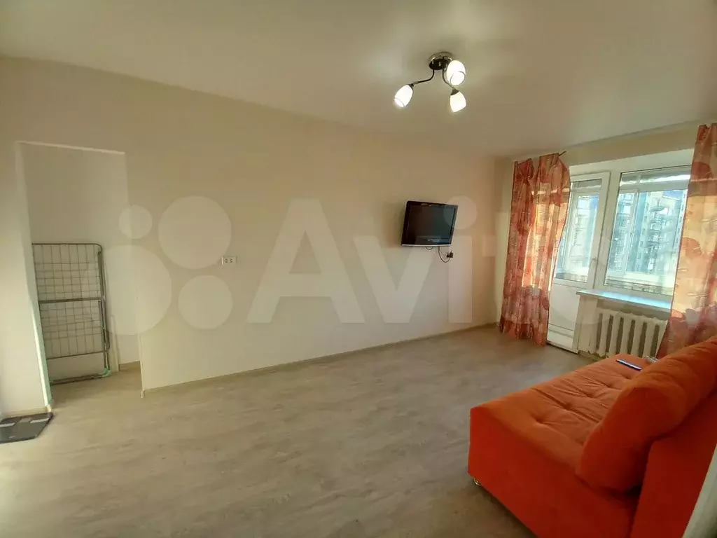 1-к. квартира, 28 м, 5/5 эт. - Фото 1