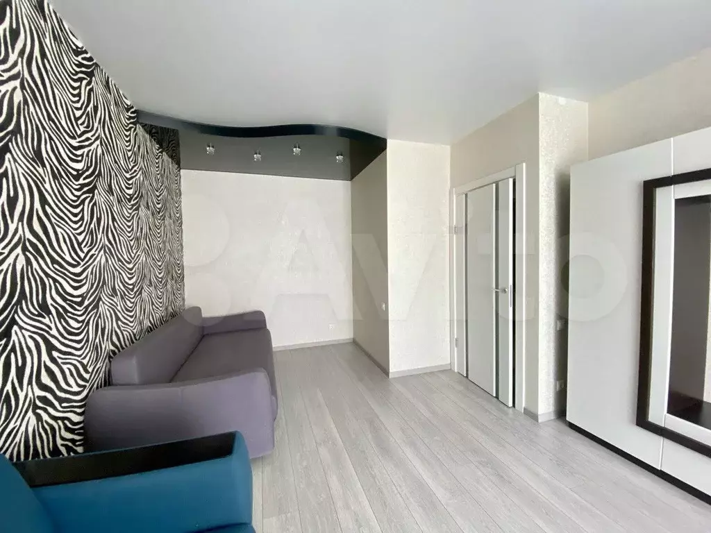 1-к. квартира, 38 м, 8/10 эт. - Фото 1