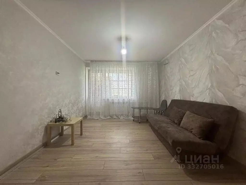 2-к кв. Хакасия, Абакан ул. Некрасова, 12 (50.0 м) - Фото 1