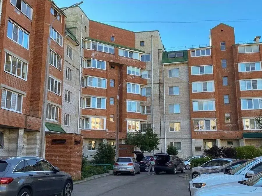 3-к кв. Ленинградская область, Сосновый Бор Парковая ул., 72 (90.0 м) - Фото 0