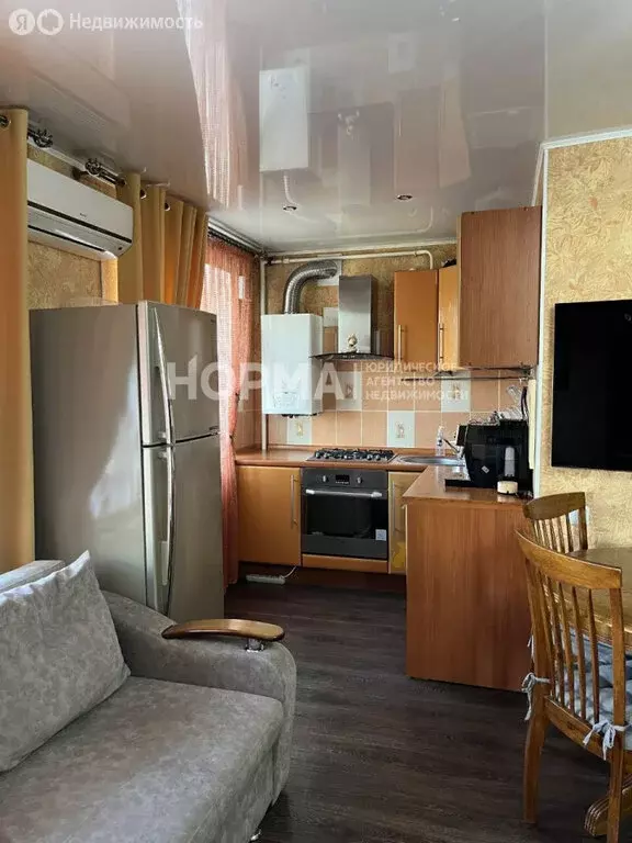 3-комнатная квартира: Октябрьский, 21-й микрорайон, 12 (52.1 м) - Фото 1