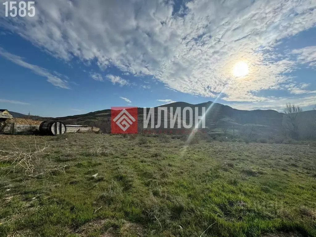 Участок в Крым, Судак городской округ, с. Солнечная Долина ул. ... - Фото 0