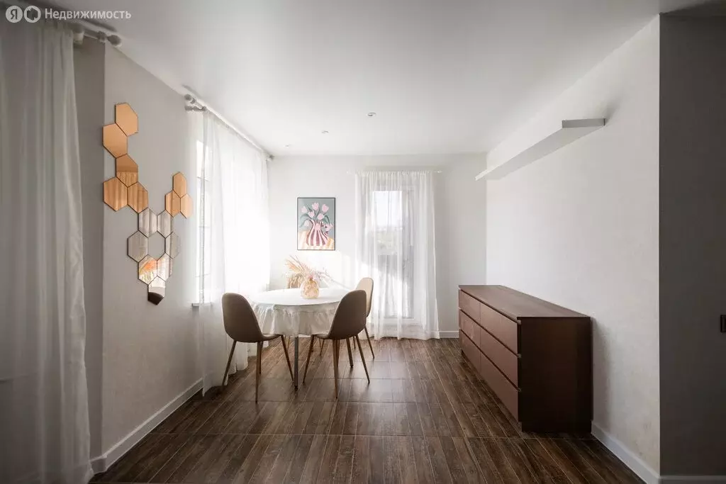 3-комнатная квартира: Томск, посёлок Степановка, улица Энергетиков, ... - Фото 1