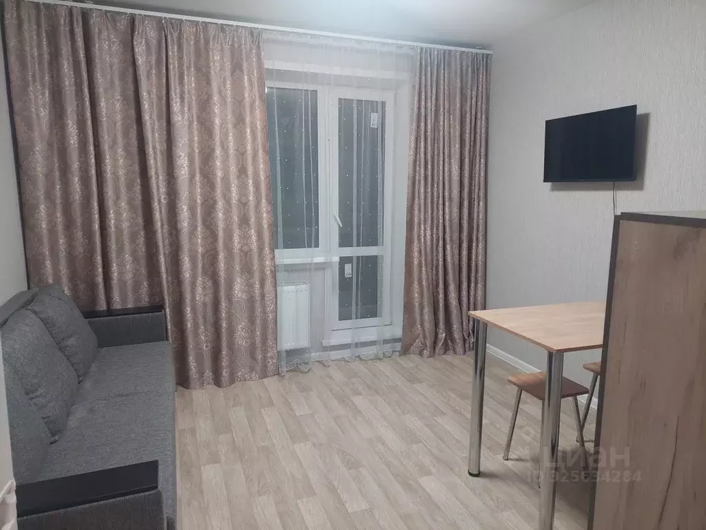 Студия Новосибирская область, Новосибирск Спортивная ул., 37 (22.0 м) - Фото 2