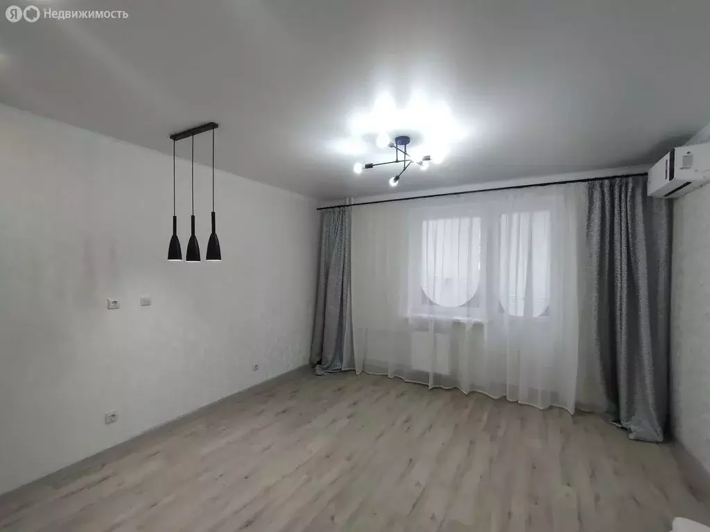 Квартира-студия: Оренбург, улица Юркина, 10 (28 м) - Фото 1