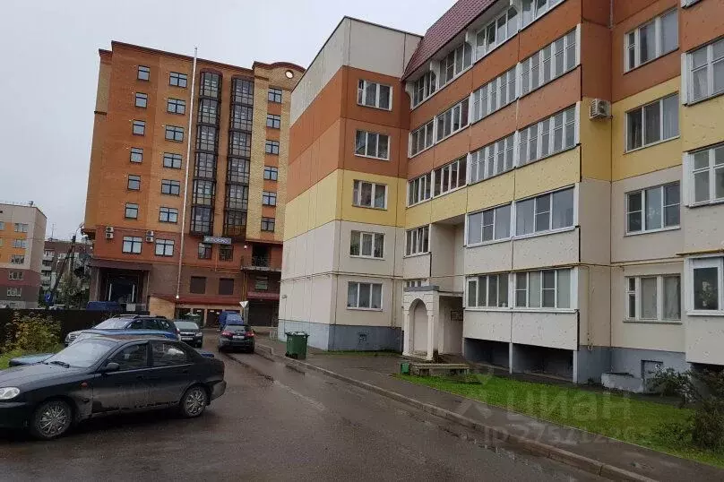 2-к кв. Псковская область, Псков Народная ул., 4 (60.0 м) - Фото 0