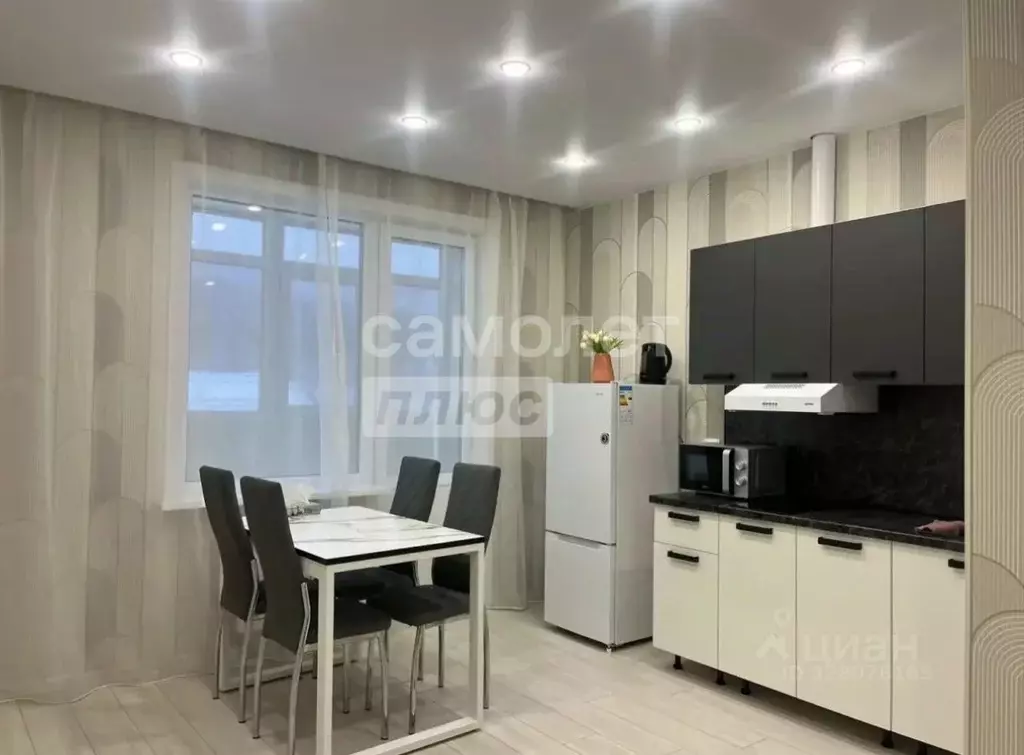 1-к кв. Сахалинская область, Южно-Сахалинск Больничная ул., 2к7 (40.0 ... - Фото 1