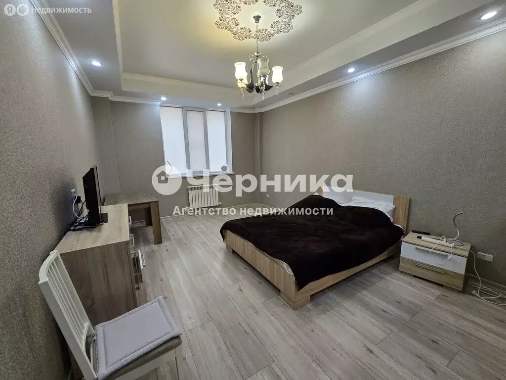 1-комнатная квартира: Ессентуки, Октябрьская улица, 337/2 (59.6 м) - Фото 0