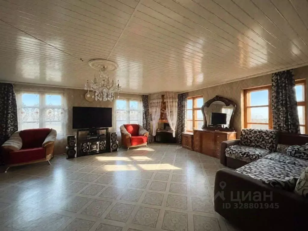 Дом в Псковская область, Псковский район, Писковичская волость, д. ... - Фото 1