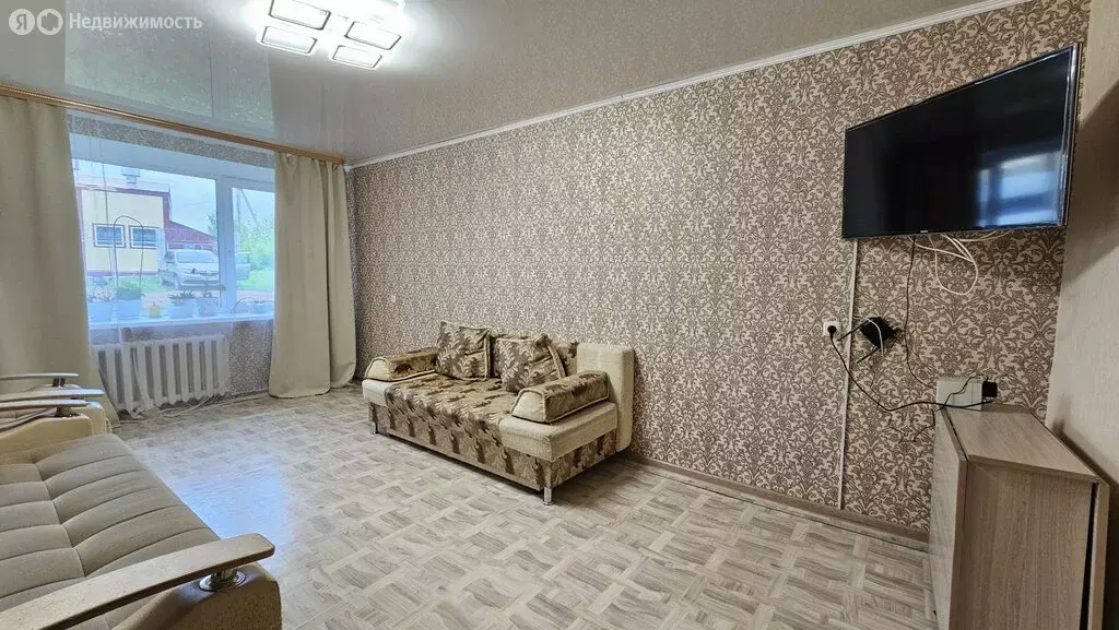 3-комнатная квартира: Октябрьский, 21-й микрорайон, 12 (62.6 м) - Фото 1