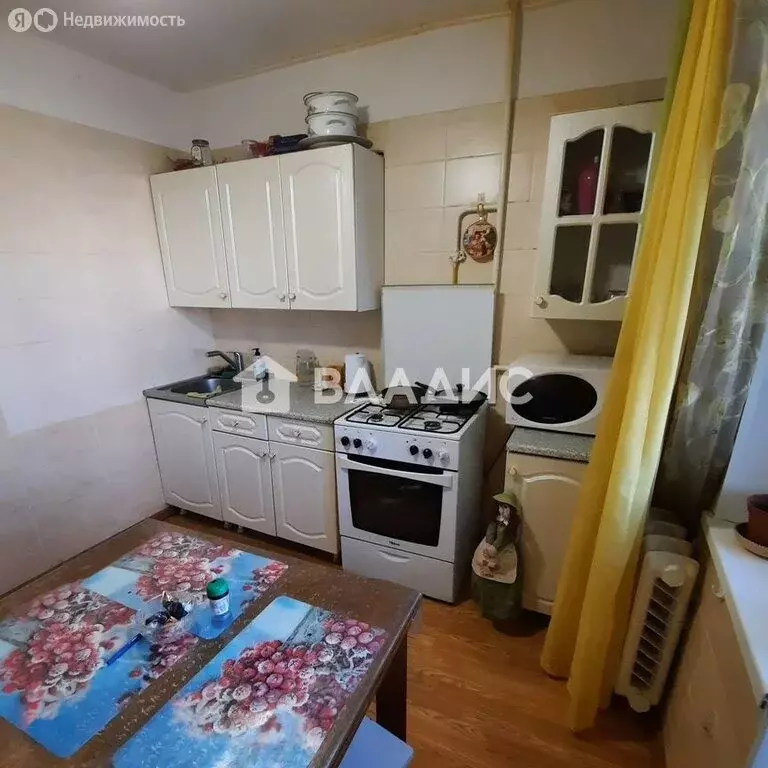 2-комнатная квартира: Кириши, улица Нефтехимиков, 10 (53 м) - Фото 2