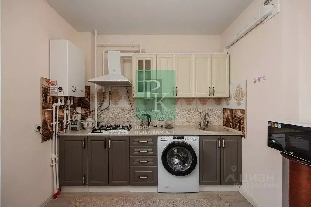 1-к кв. Севастополь ул. Колобова, 21В (35.0 м) - Фото 1