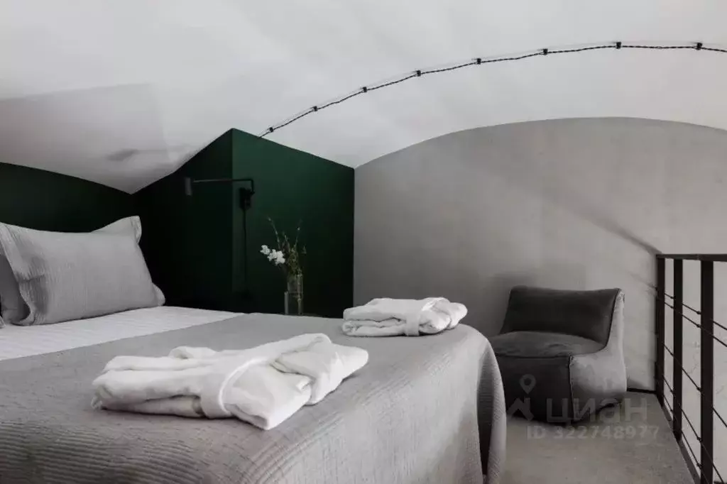 Комната Санкт-Петербург Миллионная ул., 4/1Б - Фото 1