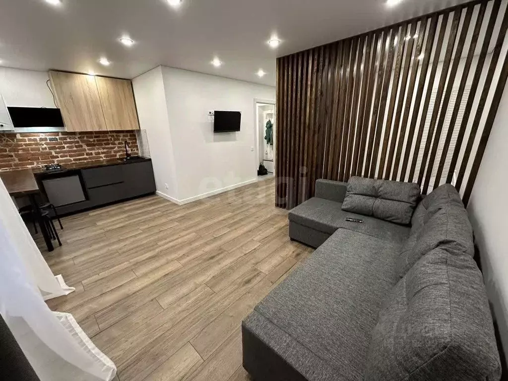 Студия Воронежская область, Воронеж ул. 20-летия Октября, 46 (33.0 м) - Фото 1