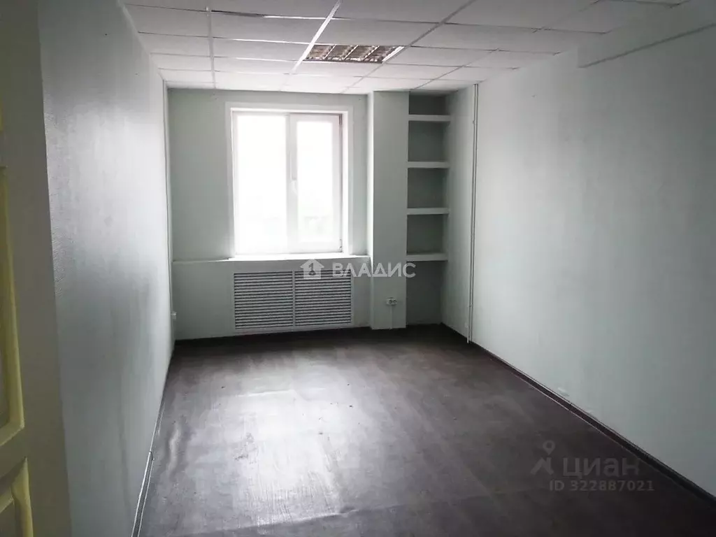 Офис в Владимирская область, Владимир ул. 16 лет Октября, 36а (62 м) - Фото 1