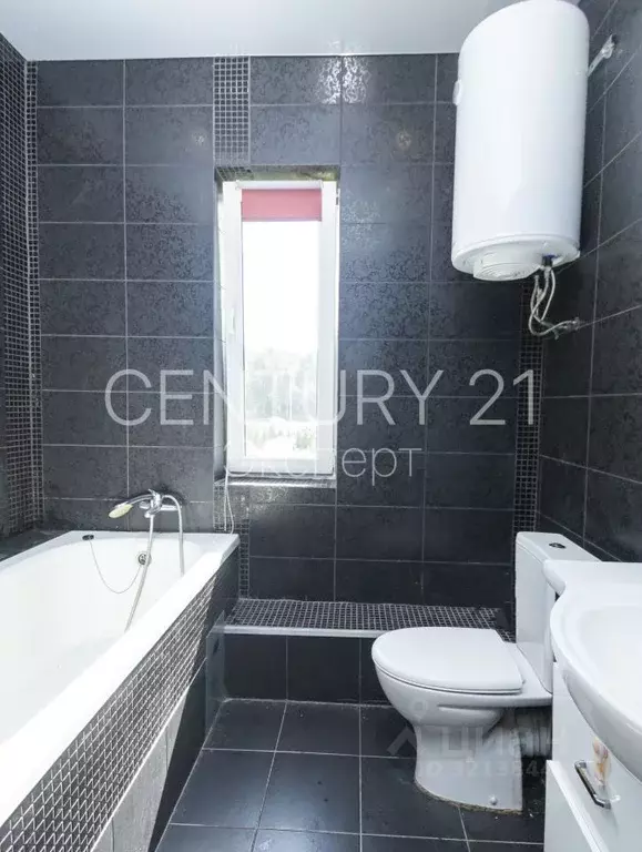 Дом в Калининградская область, Калининград Челюскинская ул., 47 (390 ... - Фото 1