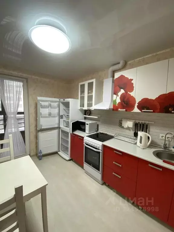 1-к кв. Тюменская область, Тюмень проезд Тихий, 4 (36.0 м) - Фото 1