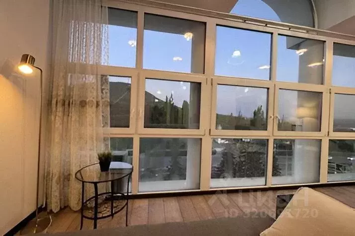 1-к кв. Ставропольский край, Пятигорск просп. Калинина, 2а (62.0 м) - Фото 0